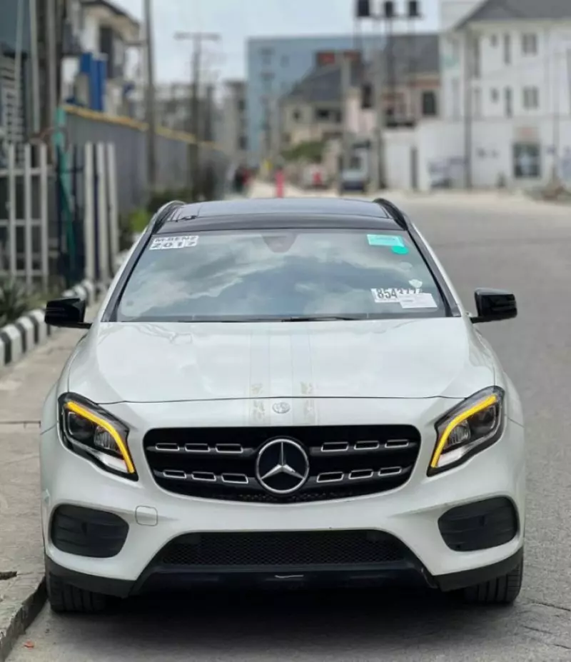 Mercedes-Benz GLA 250   - 2017