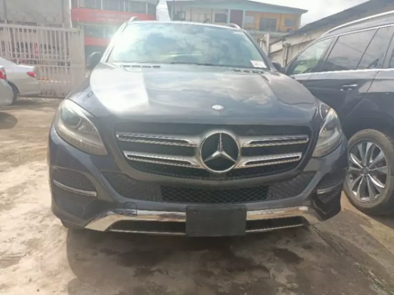 Mercedes-Benz GLE 350   - 2016