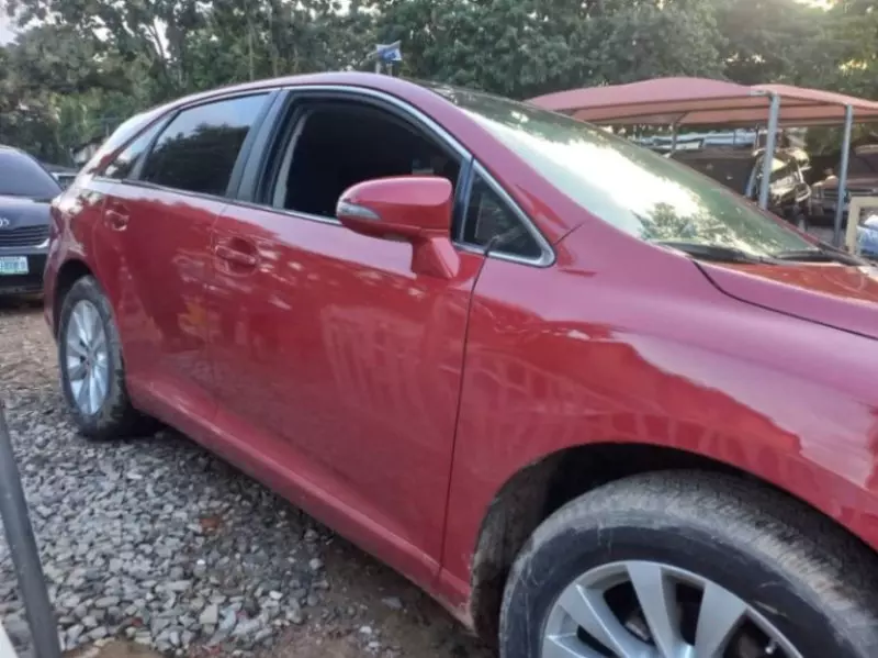 Toyota Venza   - 2013