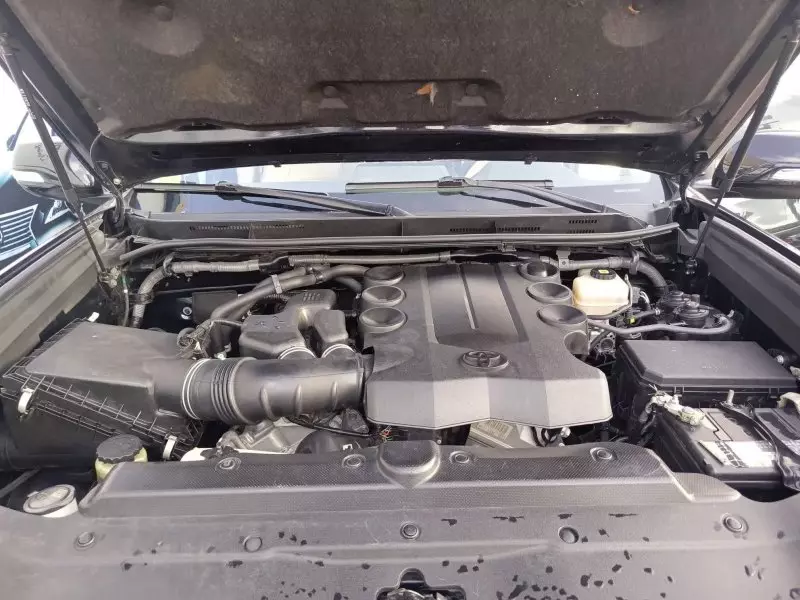 Toyota Landcruiser Prado   - 2024