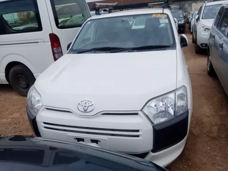 Toyota Probox    - 2015
