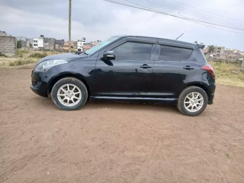 SUZUKI Swift RS   - 2013