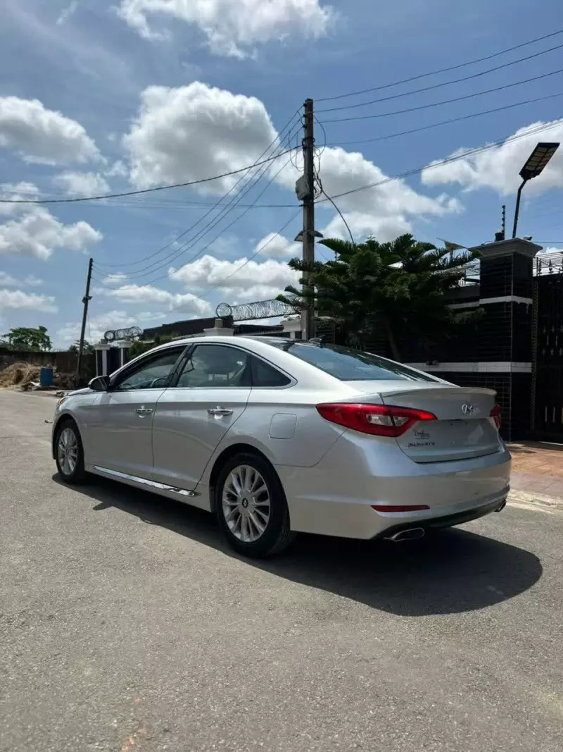 Hyundai SONATA 2,0L BVA GL   - 2015