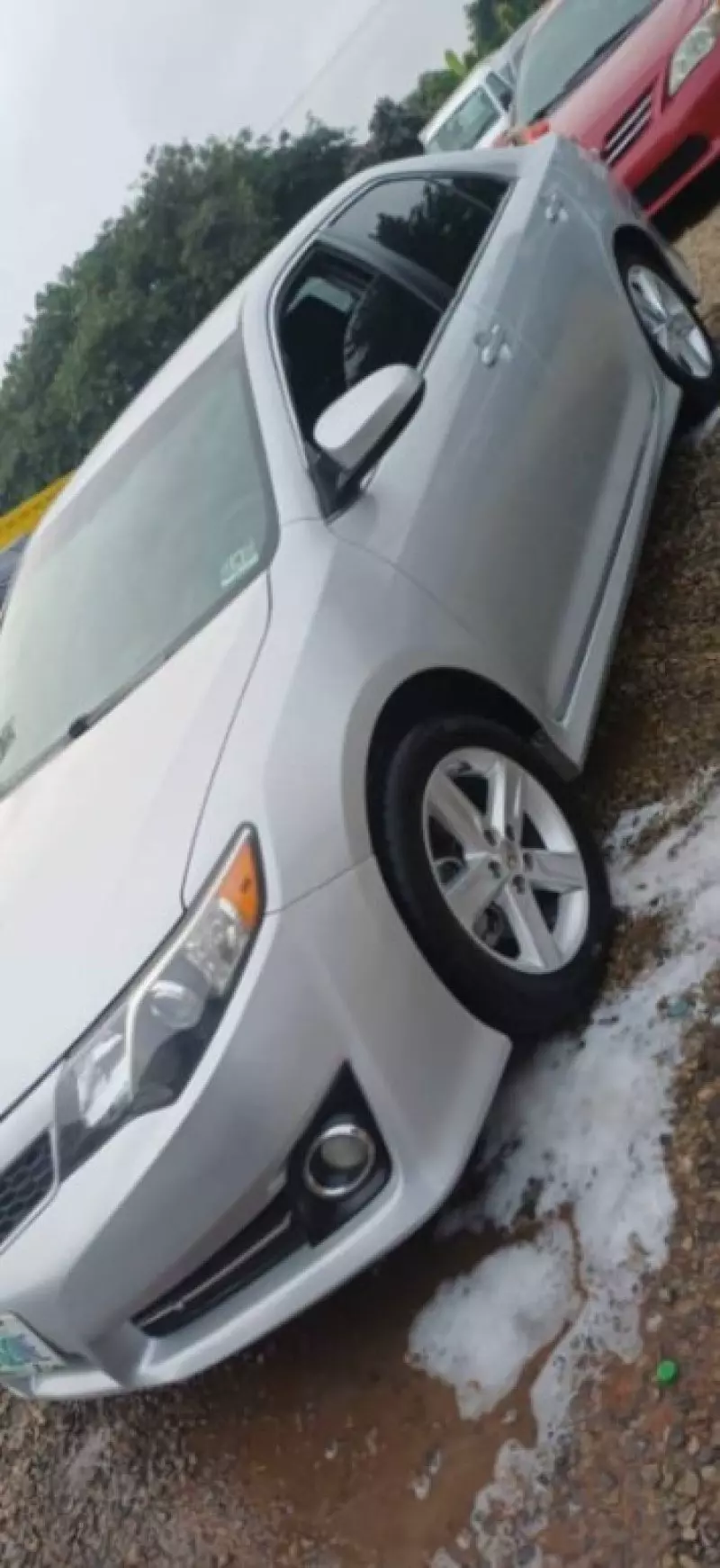 Toyota Camry   - 2014