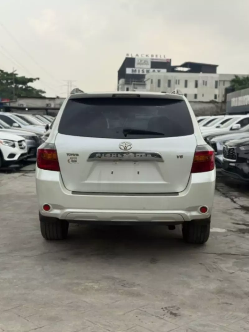 Toyota Highlander   - 2008