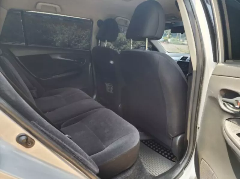 Toyota Fielder    - 2011