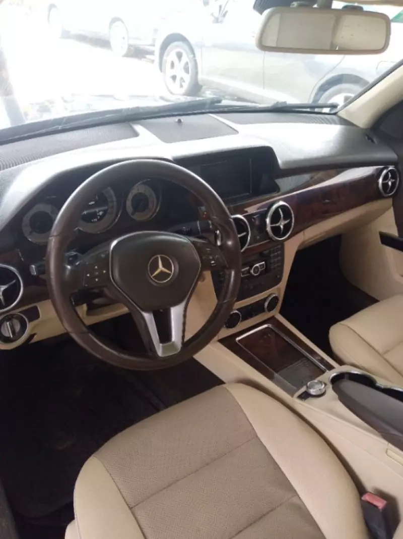 Mercedes-Benz GLK 350   - 2013