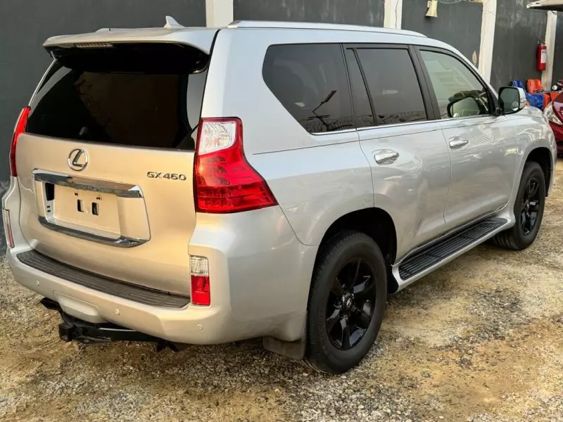 Lexus GS 460   - 2011