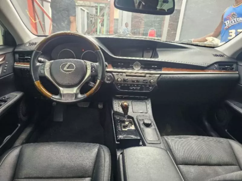 Lexus ES 350