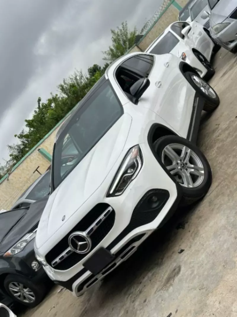 Mercedes-Benz GLA 250   - 2021