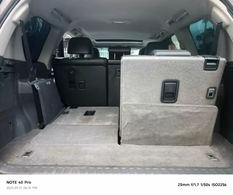 Toyota Land Cruiser   - 2012