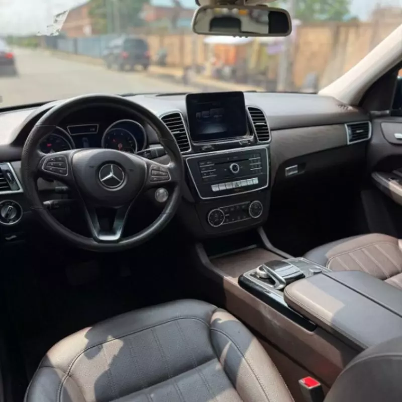 Mercedes-Benz GLE-Class