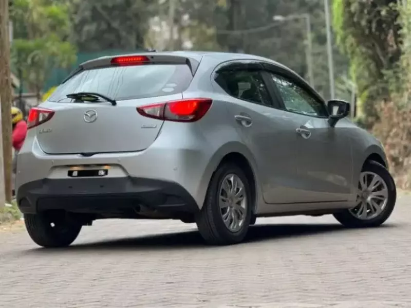 Mazda Demio   - 2018