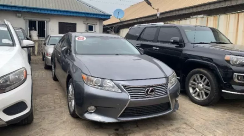 Lexus ES 350