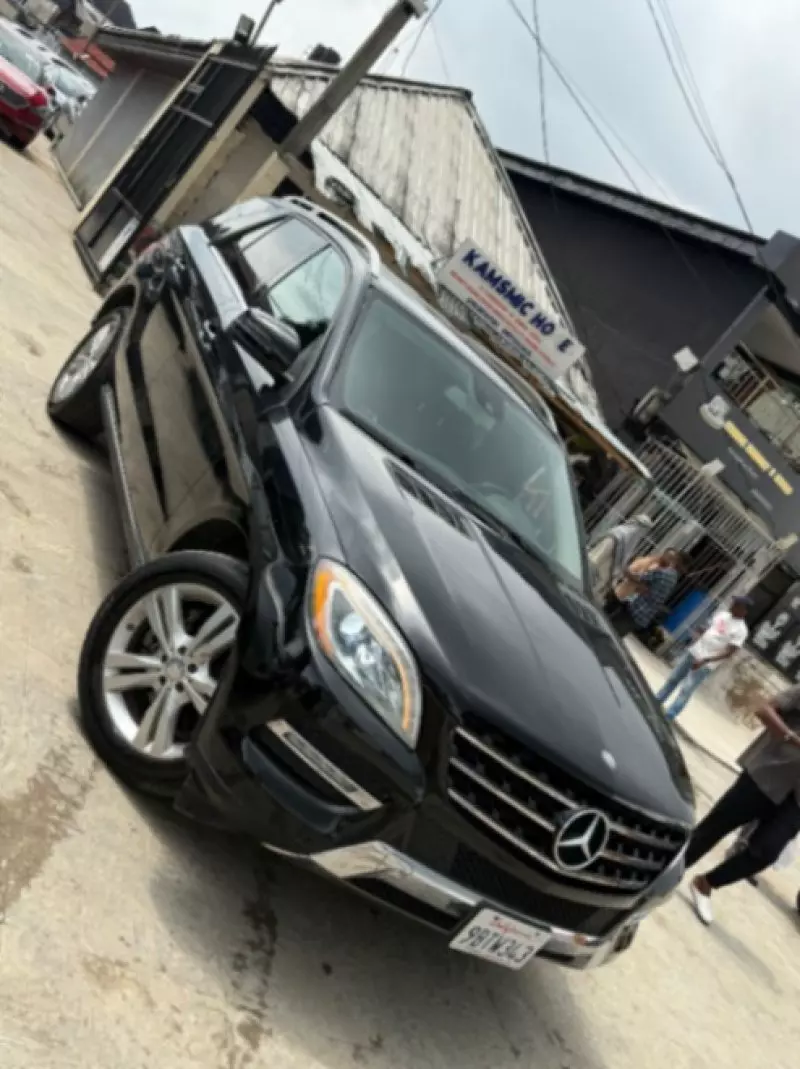 Mercedes-Benz ML 350   - 2012