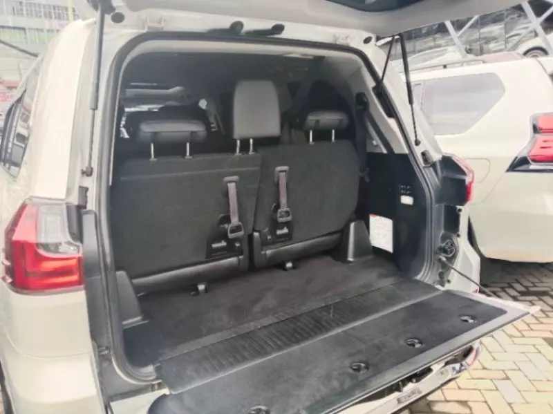 Lexus LX 570   - 2016