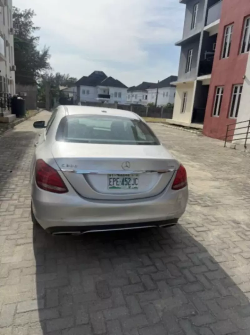 Mercedes-Benz C-Class - 2015