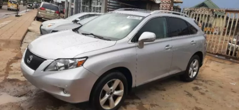 Lexus RX   - 2010