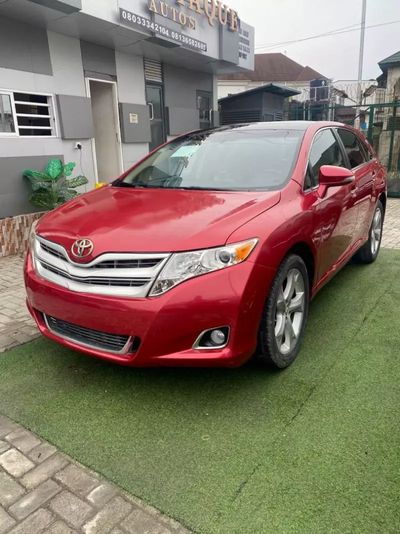 Toyota Venza   - 2013