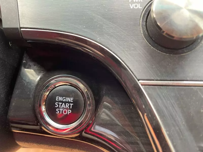 Toyota Avalon   - 2015