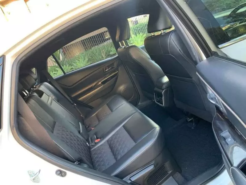 Toyota Harrier   - 2016