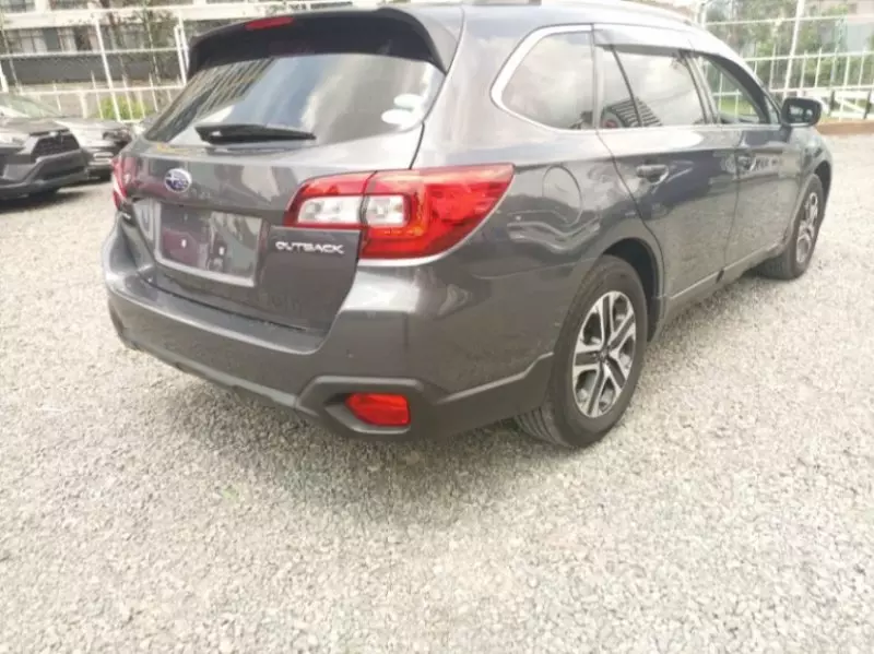 Subaru Outback - 2019