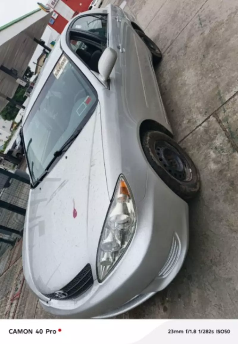 Toyota Camry   - 2006