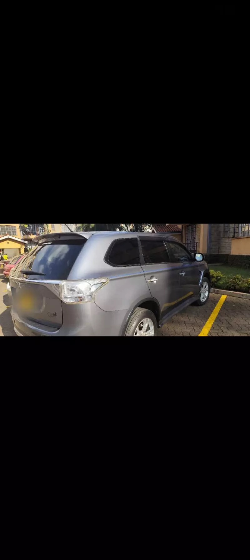 Mitsubishi OUTLANDER   - 2015