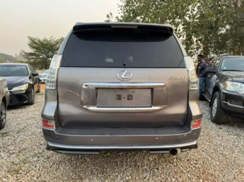 Lexus GX 460   - 2013