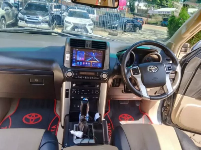 Toyota Prado   - 2011