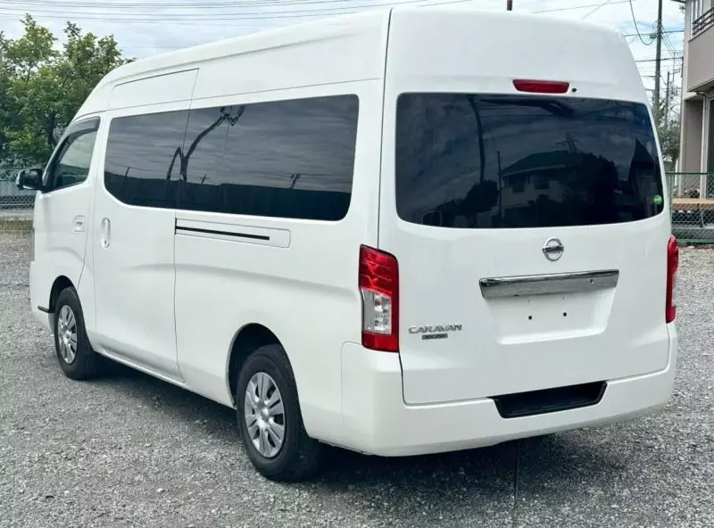 Nissan Caravan    - 2016