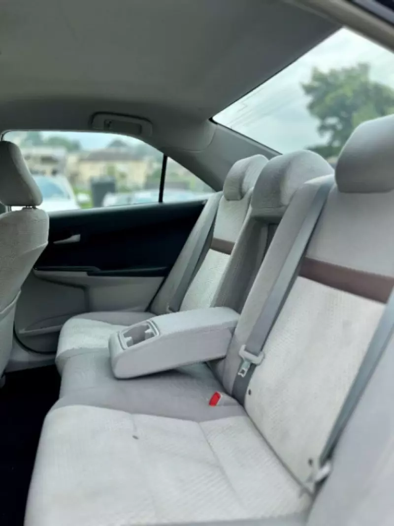 Toyota Camry   -