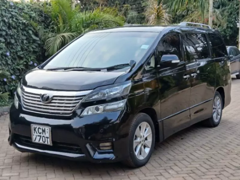 Toyota Vellfire    - 2011