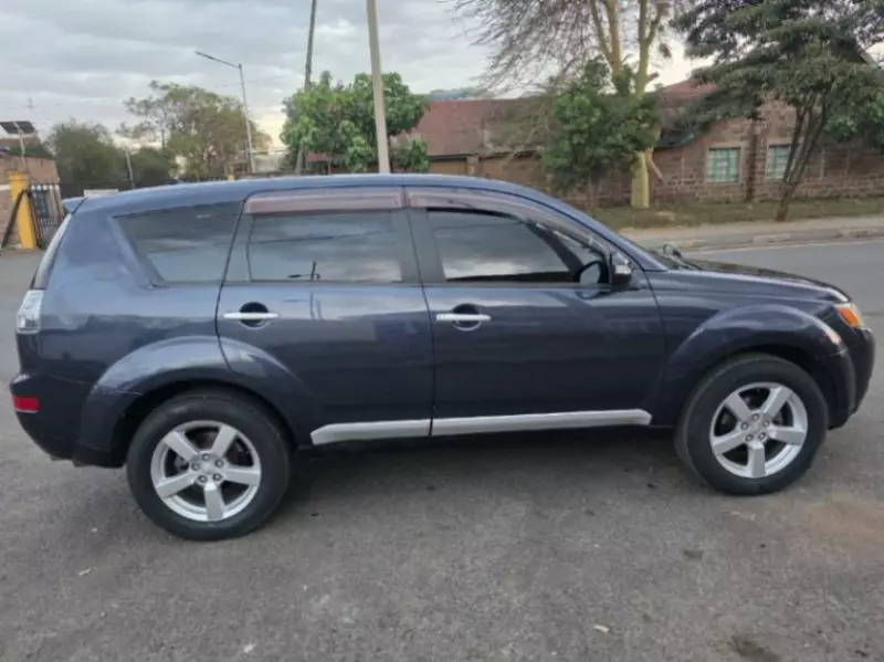 Mitsubishi OUTLANDER   - 2008