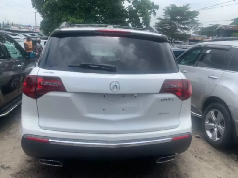 Acura MDX   - 2013