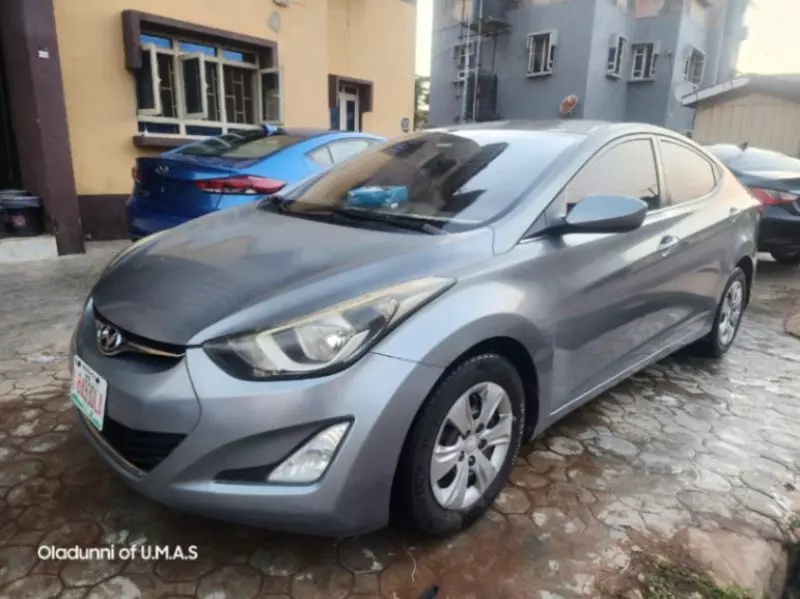 Hyundai Elantra   - 2014
