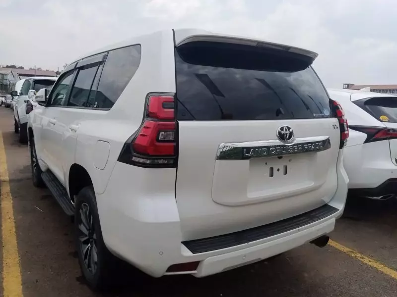 Toyota Landcruiser Prado   - 2019
