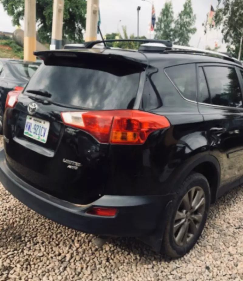 Toyota RAV4   - 2013