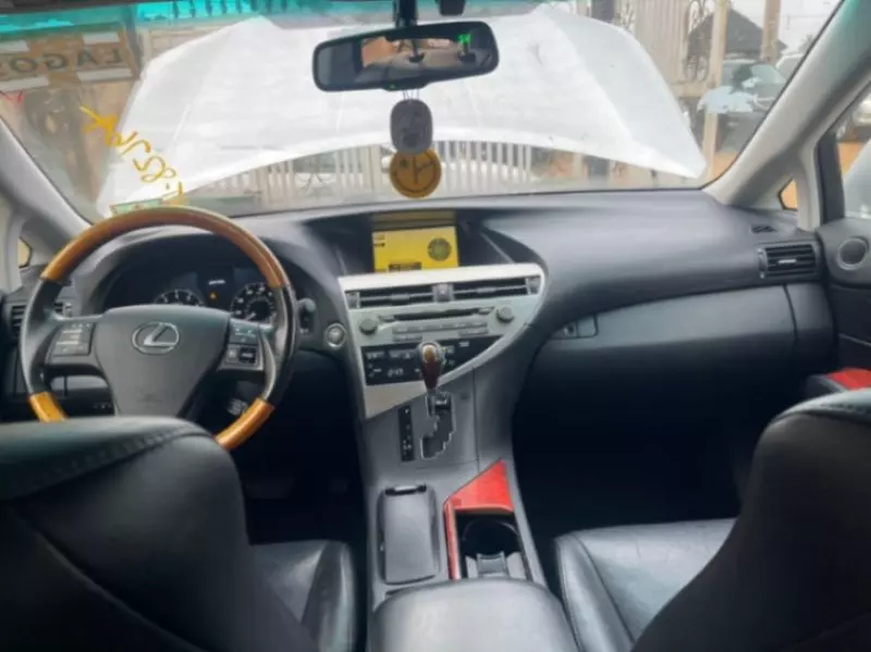 Lexus RX - 2010