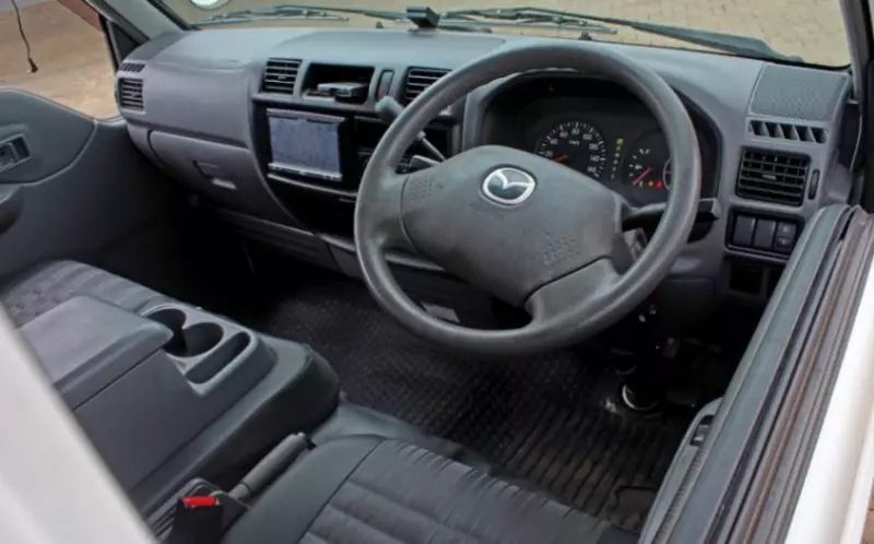 Mazda Bongo   - 2018