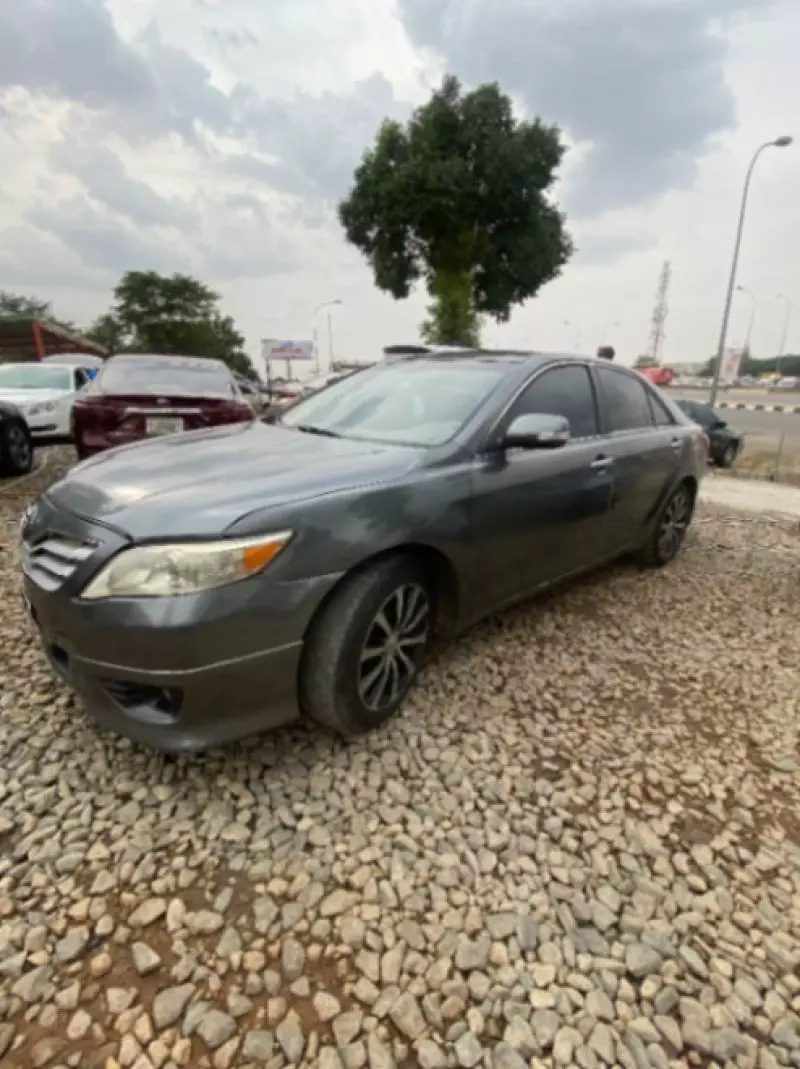 Toyota Camry   - 2008