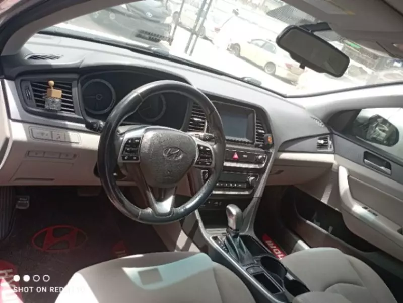 Hyundai Sonata   - 2019