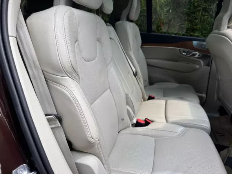 Volvo XC90   - 2018