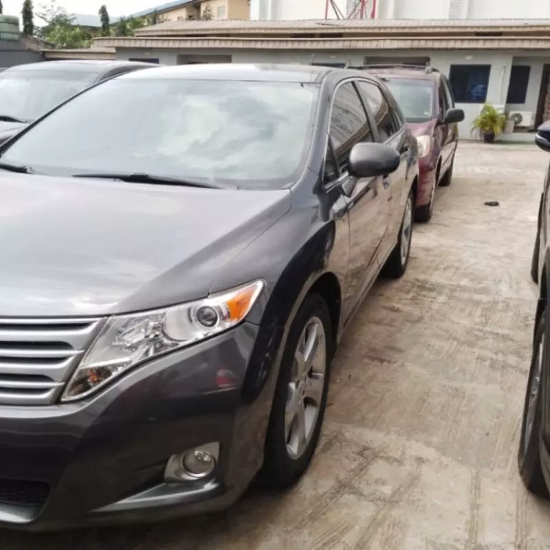 Toyota Venza   - 2010