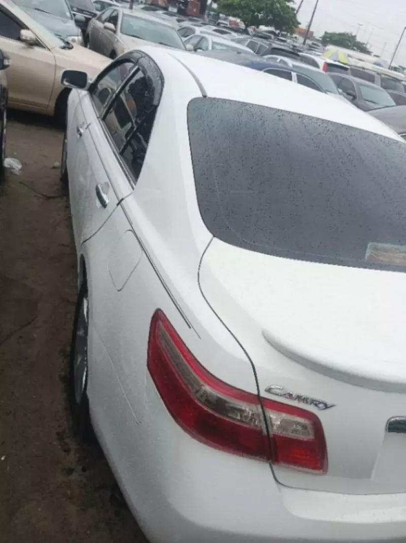 Toyota camry   - 2007