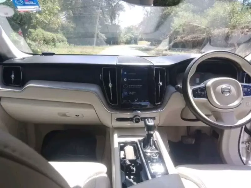 Volvo XC60   - 2018