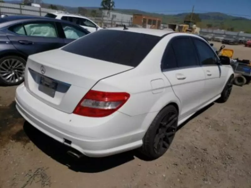 Mercedes-Benz C-Class   - 2009