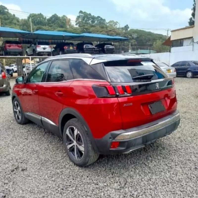 Peugeot 3008   - 2018