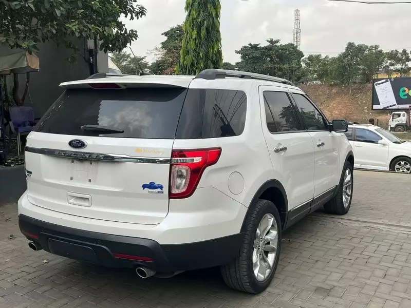 Ford EXPLORER 3.5L - 2014