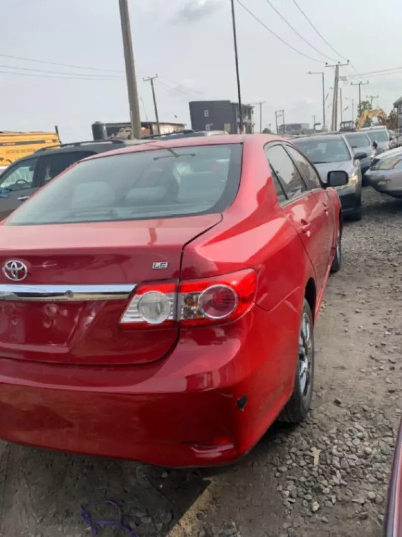 Toyota Corolla   - 2013